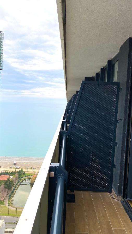 Aparthotel In City Batumi Exterior foto